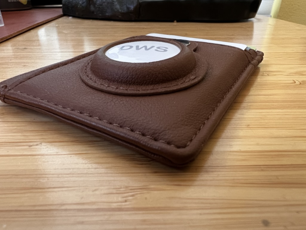 The ElevationLab AirTags Wallet Insert - MacSparky