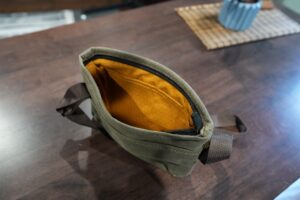 Waterfield Marqui showing orange-color liner.